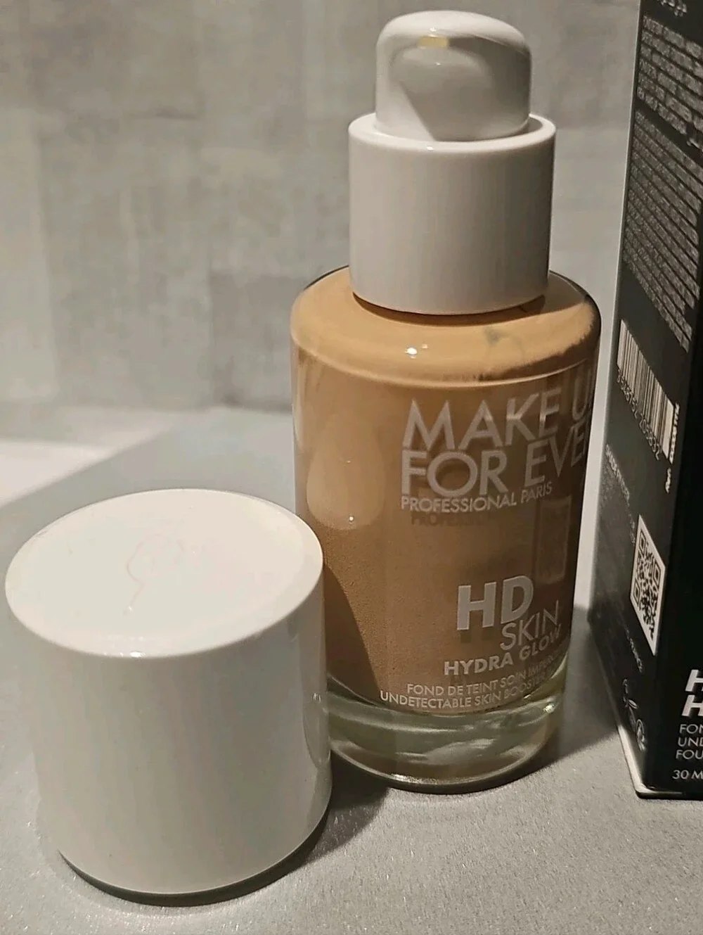 1N14 - MAKE UP FOR EVER HD Skin Hydra Glow Foundation 30ml
